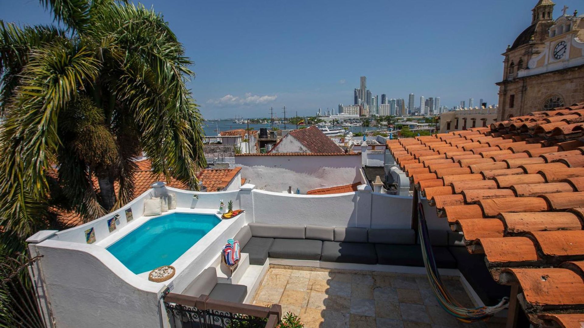 San Pedro Claver Premiun Duplex - Private Jacuzzi Apartment Cartagena